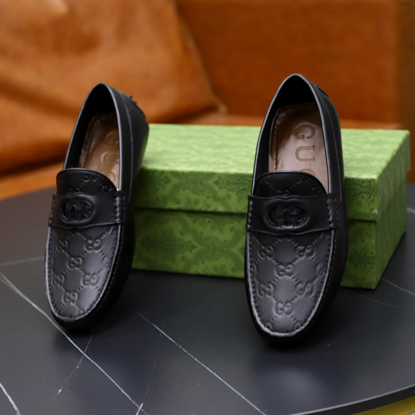 Ex-factory price: 480💰【GUCCI】Gucci ⚠️High-end men’s driving and pedal series ⚠️38-44 (customized for 45) ⚠️All original cowhide leather! Thick and soft! Made entirely of calfskin lining! Rubber sheet anti-slip beanie sole! Three-dimensional package technology! Fashionable and classic! Handicrafts! Original high quality! Feel free to compare!
